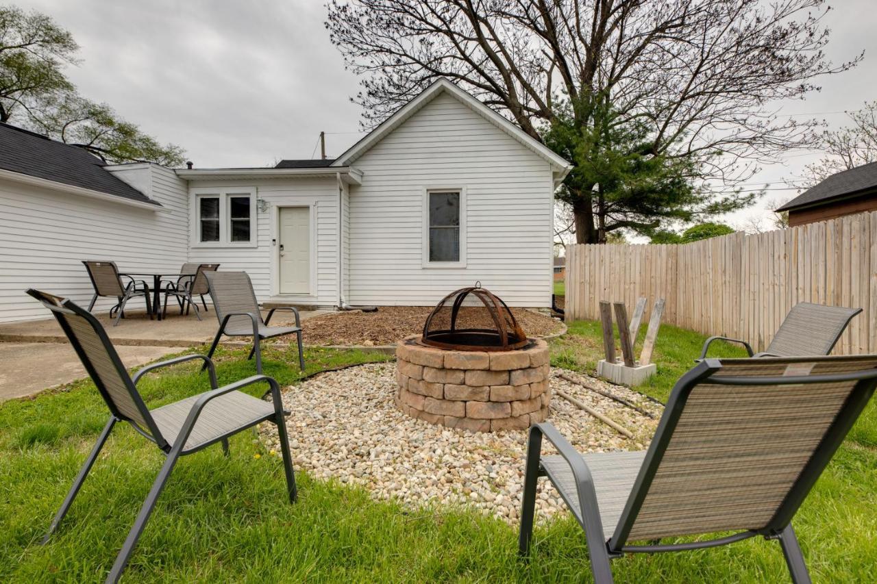 Modern Family Home In Mason With Backyard And Fire Pit Εξωτερικό φωτογραφία